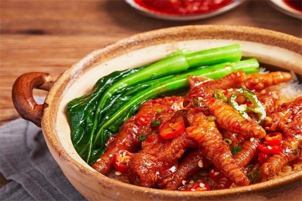 子健煲仔饭加盟