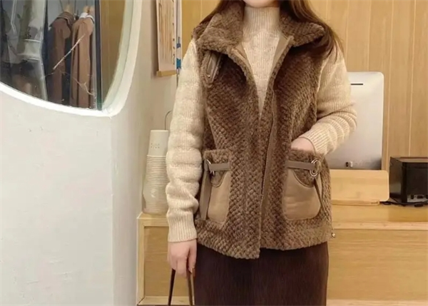 墨绘女装