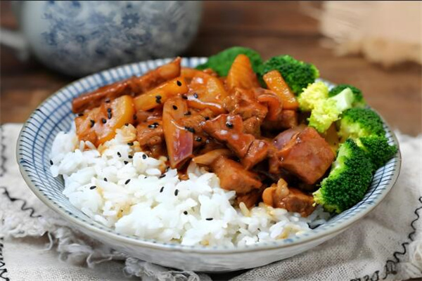 阿庆嫂牛肉饭