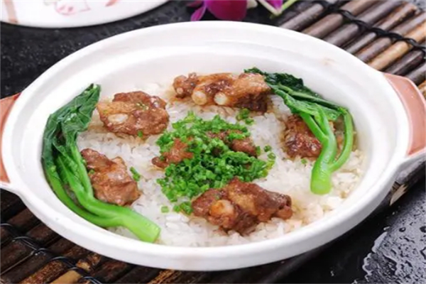 味美煲仔饭