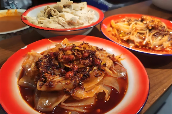 铺镇麻辣香面皮加盟