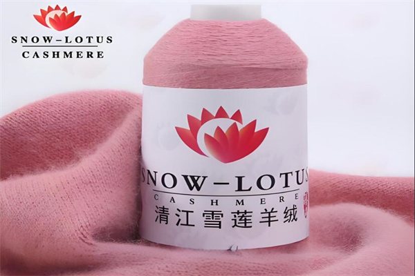 雪莲羊绒衫