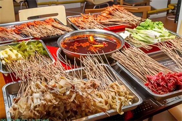 龙窖砂锅串串香
