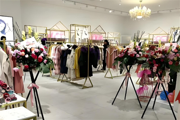 t台秀女装加盟