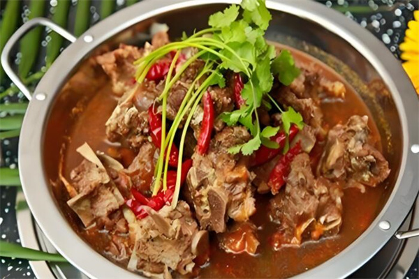 伊顺轩羊蝎子火锅