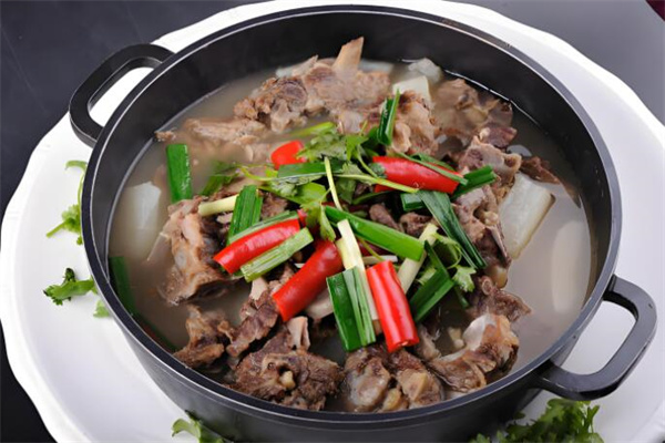 伊顺轩羊蝎子火锅