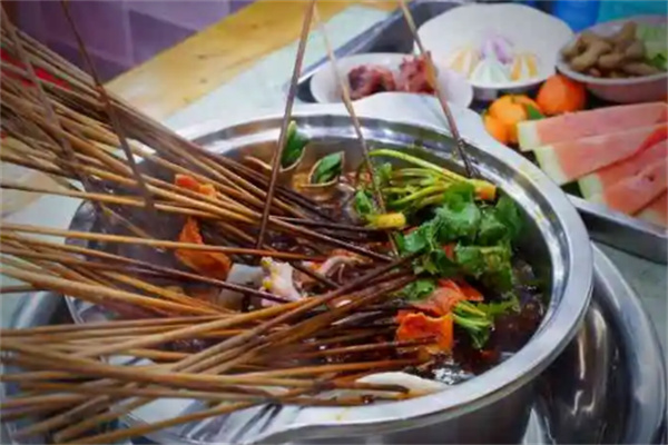 逗签翻卤味串串