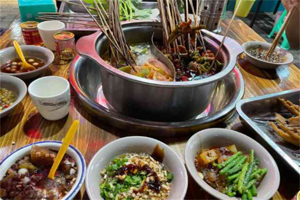 逗签翻卤味串串