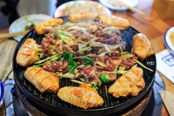 囍牛家烤肉馆加盟