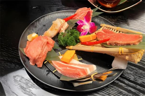 牛气烧炭火烧肉