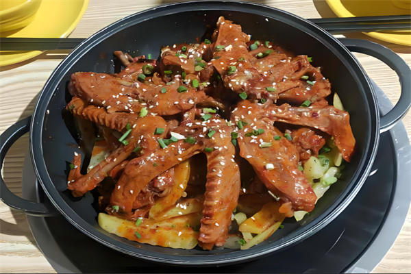 恋鸭锅鸭爪爪