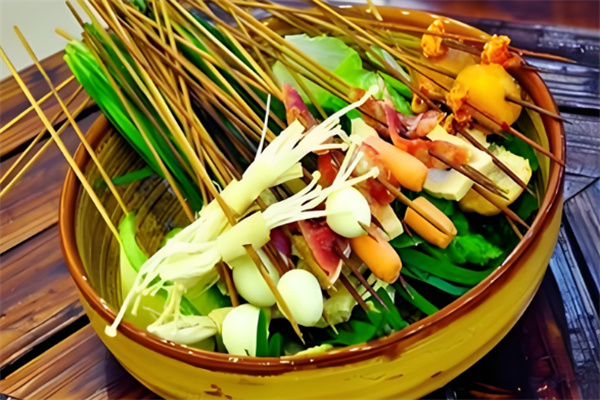 签小川棒棒鸡串串店