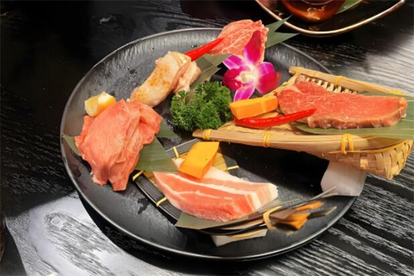 牛气烧炭火烧肉