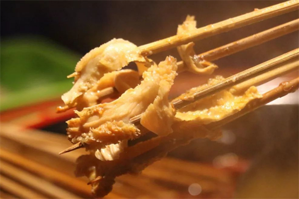 火跳椒串串火锅