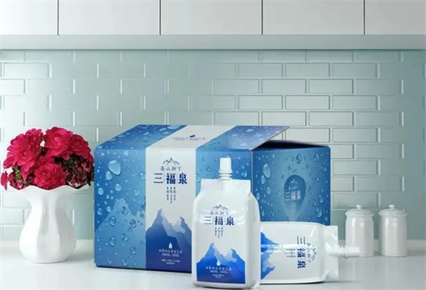泰山三福泉水