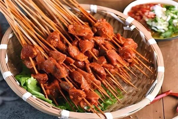 泼辣串串