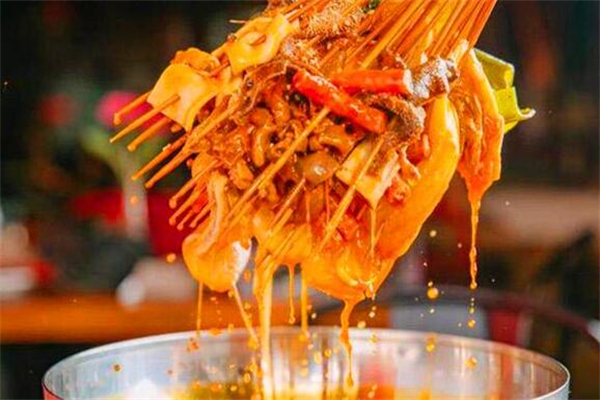 泼辣串串