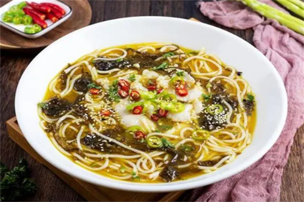 福记酸菜鱼米线店