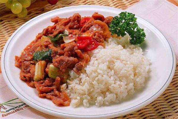 盖大碗浇汁牛肉盖饭加盟