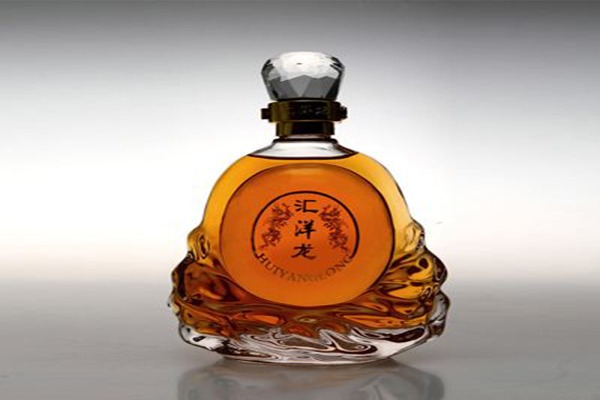 天池王白酒加盟