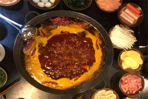 斗楞个重庆老火锅