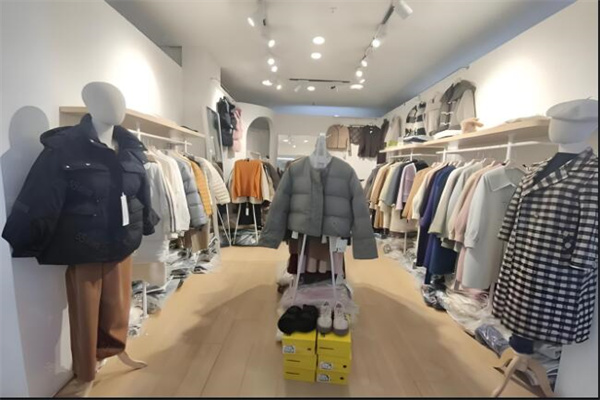 阔色实体店