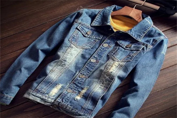 传奇服装