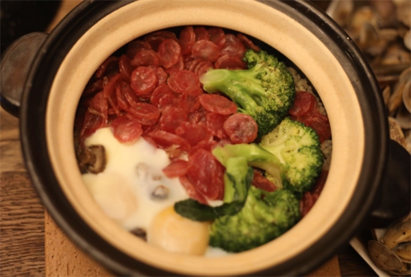 田味煲仔饭