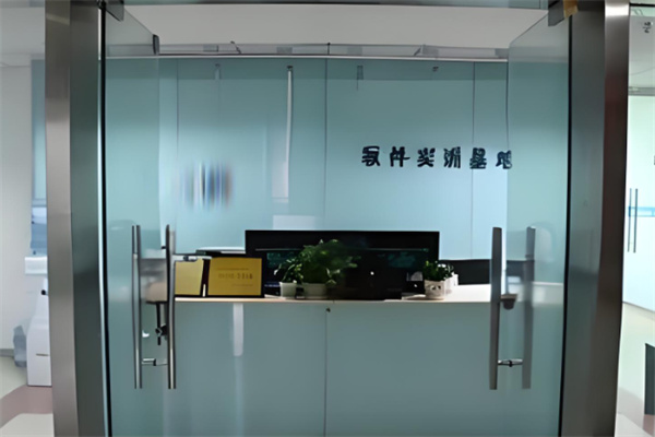 华软国际培训加盟