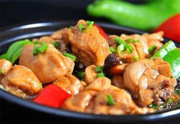 张泽宇黄焖鸡米饭