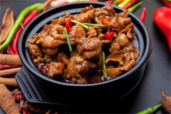 爱上鸡公煲