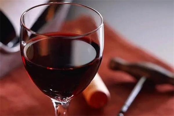 澳之蓝红酒招商加盟