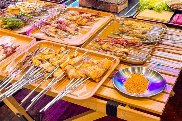 地摊风云烧烤