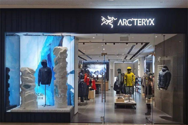 始祖鸟折扣店