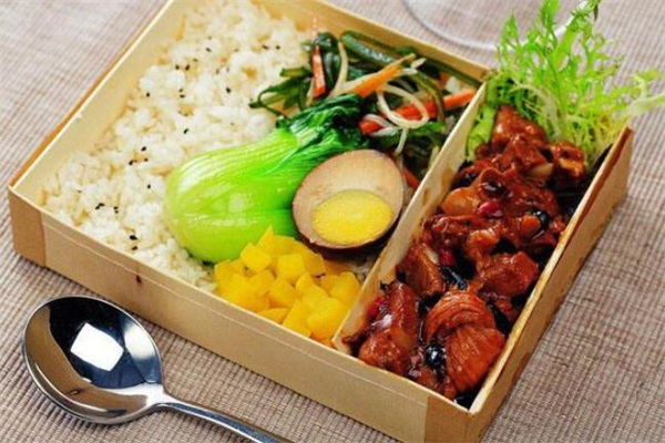 品味非凡快餐