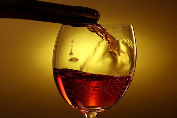 盛世龟兹葡萄酒