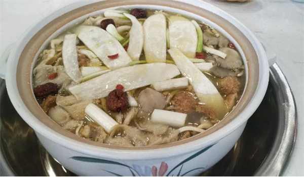 天府鲜菌特色汤锅