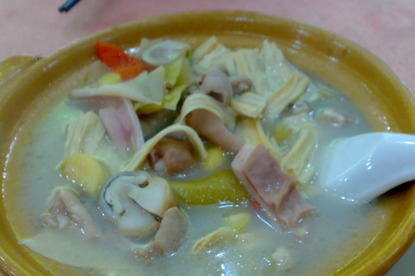 明炉酸菜猪肚