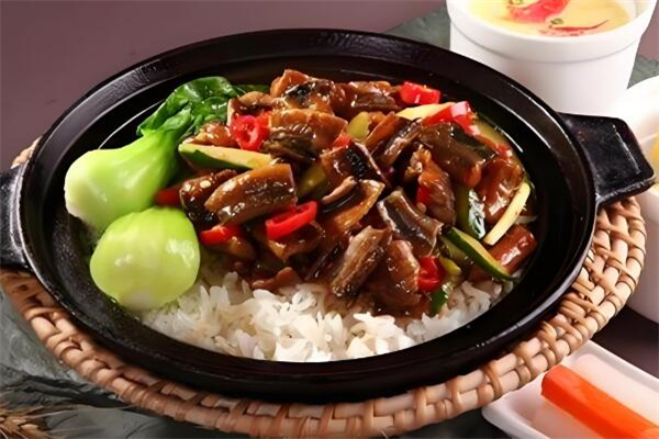 饭醉湘煲仔饭