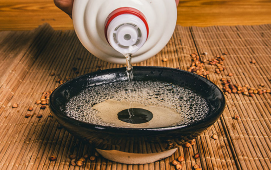 康鹤春白酒