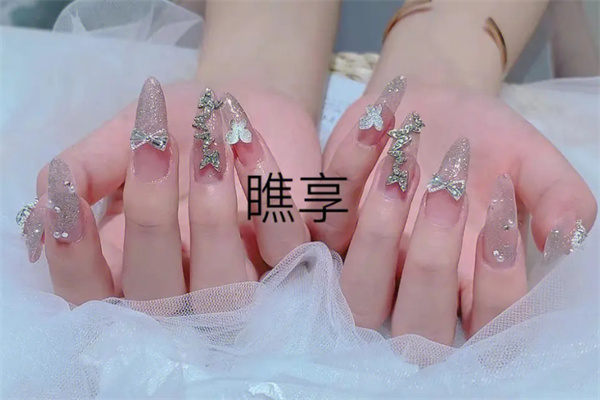 瞧享美甲美睫