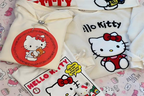 hellokitty衣服