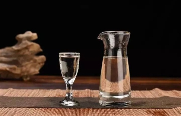 鼎铭轩酒业