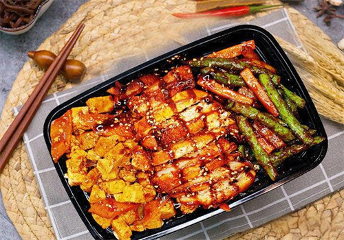 恶魔肉肉饭加盟