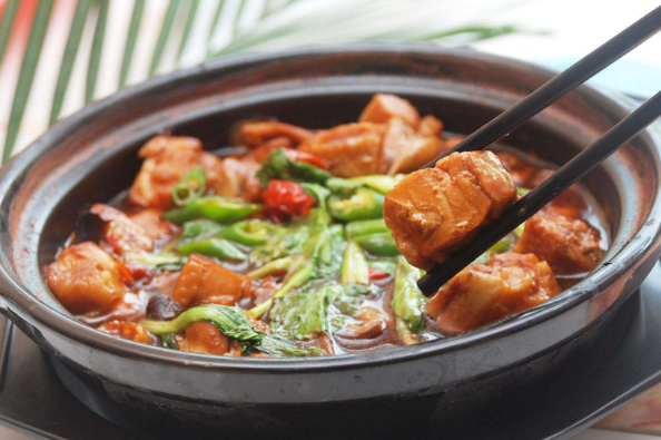 食必思黄焖鸡加盟