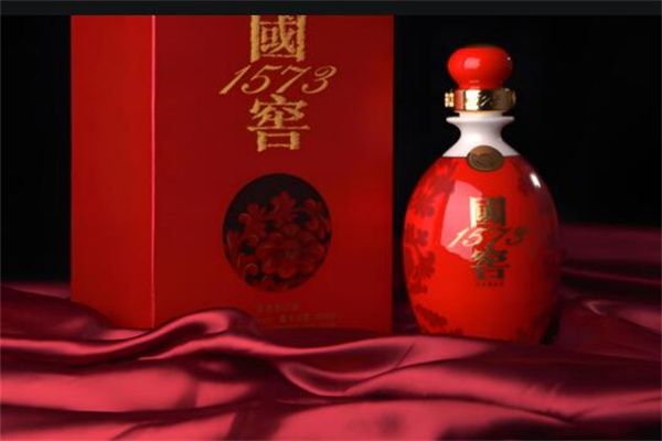 泸州老窖鸿运白酒