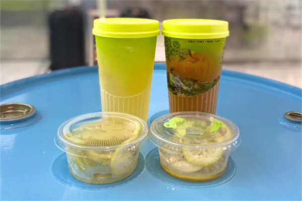 挺香柠檬茶