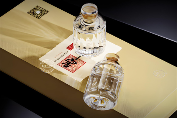 醉花乡白酒