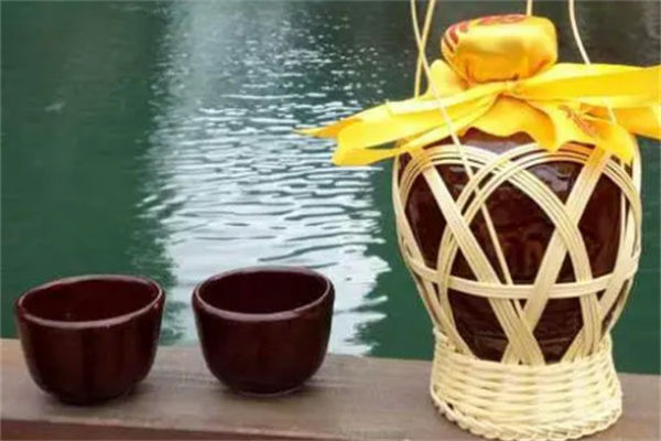 醉花乡白酒