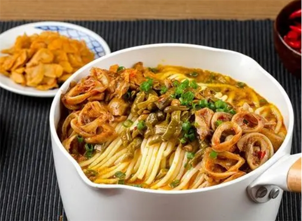 南湘里霸蛮牛肉粉